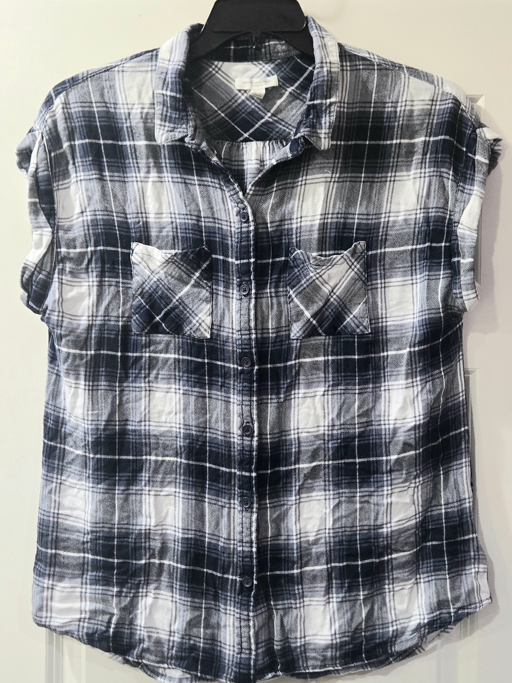 beachlunchlounge Navy and White Plaid Short Sleeve Button-Down